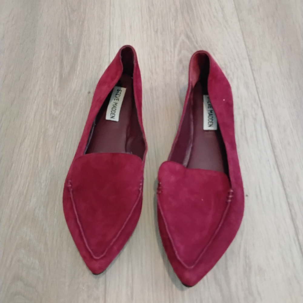 Steve Madden Featherl Wine Suede Pointed Loafer Flat | Women’s Size 8
